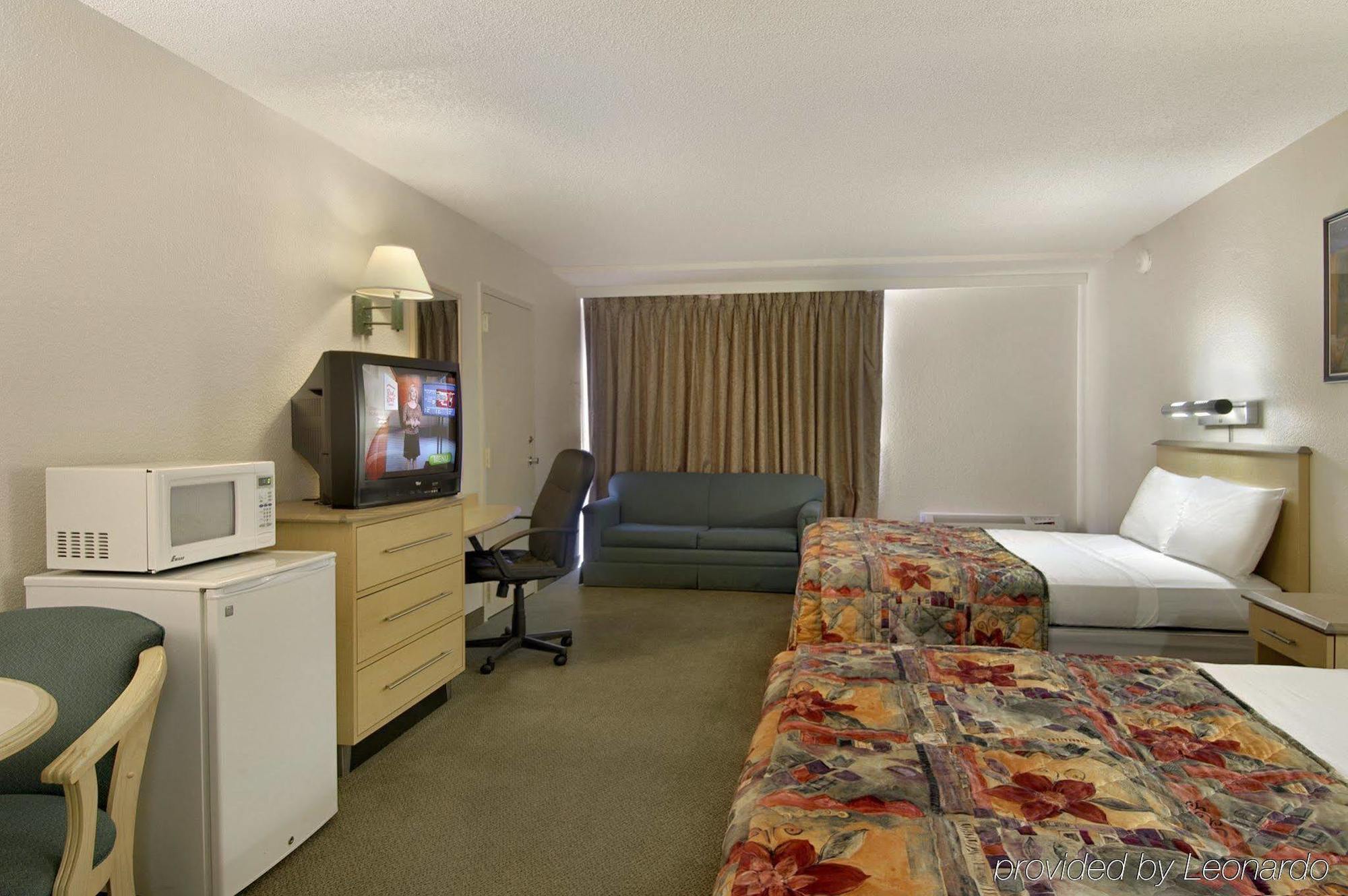 Red Roof Inn & Suites Brunswick I-95 Kültér fotó